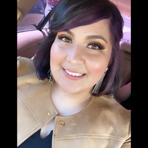 Meet your Posher, Janette